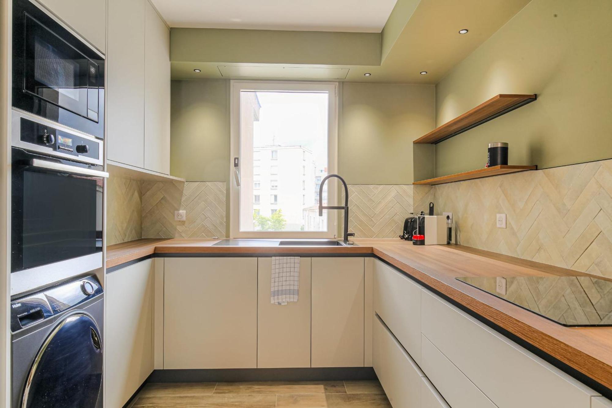 Apartment Luxe Et Design Avec Parking Gratuit Lyon